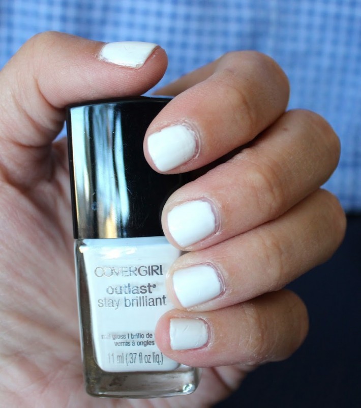 covergirl-outlast-stay-brilliant-nail-polish-swatch