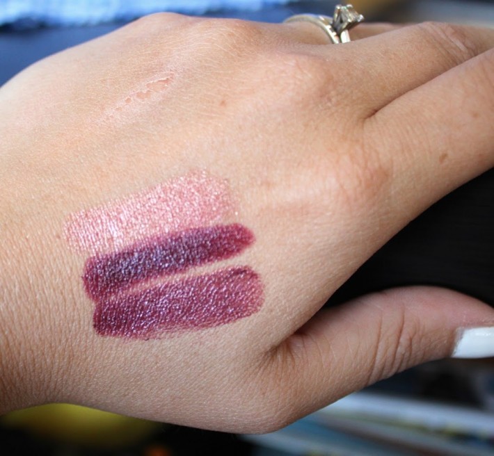 Covergirl-Cover-Girl-Lipstick-Flipstick-Duo-Intense-swatches