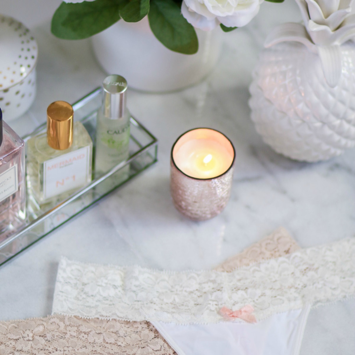 Learn how to choose the ideal pair of underwear that should be worn with each type of outfit! Plus, you can learn how to save $10 off a $40 intimates purchase at Kohl's and enter to win a $50 Kohl's gift card!