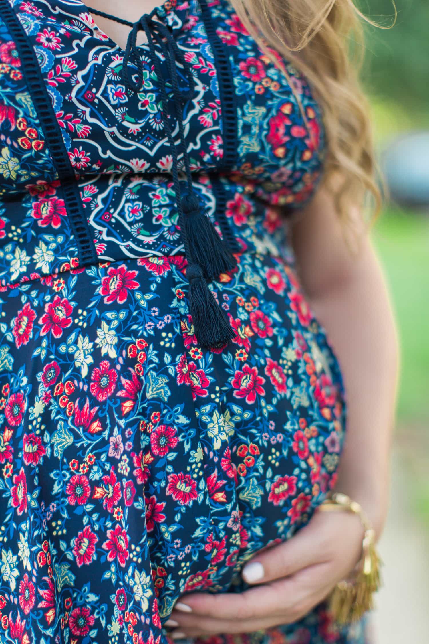How to build confidence cute summer dress maternity fashion Ashley Brooke Nicholas beauty blogger