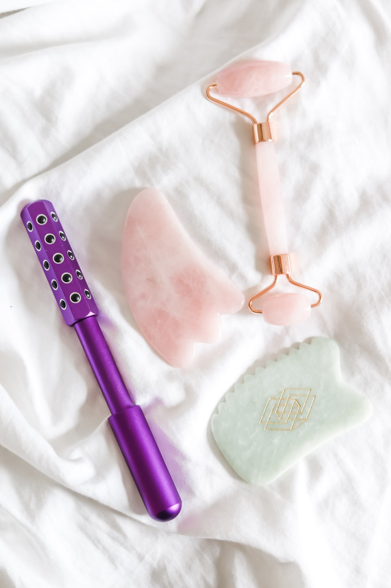 What to Buy On Amazon: the top beauty and fashion bestsellers from Amazon Prime - including the best skincare tools under $20! I'm sharing my favorite rose quartz and gua sha gift set under $20, a Nurse Jamie face roller dupe for under $20, and an affordable jade gua sha tool with a comb for under $15! | Orlando, Florida beauty and fashion blogger Ashley Brooke Nicholas